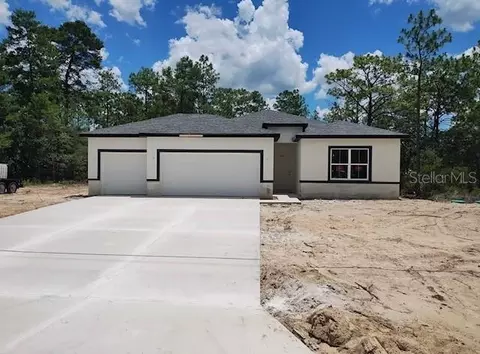 8717 N Farrington Dr, Citrus Springs, FL 34433