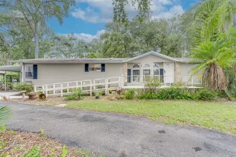21141 Wolf Branch Rd, Mount Dora, FL 32757