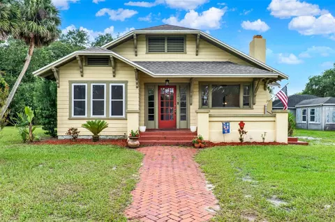 1013 W 20th St, Sanford, FL 32771