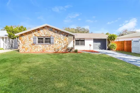 8744 Candlewick Ln, Port Richey, FL 34668
