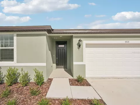 7715 Gilchrist Springs Dr, Parrish, FL 34219