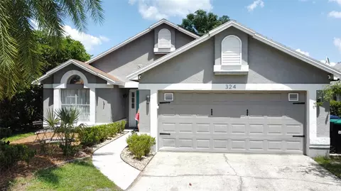 324 River Chase Dr, Orlando, FL 32807