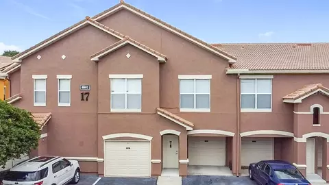 8801 Villa View Cir #202, Orlando, FL 32821