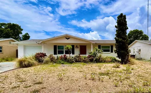 1415 Russel Ln, Holiday, FL 34691
