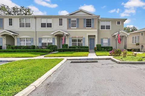 5857 Fishhawk Ridge Dr, Lithia, FL 33547