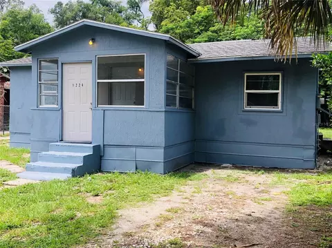 1224 S Delaware Ave, Deland, FL 32720