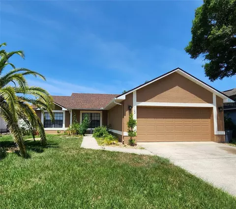 102 N Hampton Ct, Sanford, FL 32773