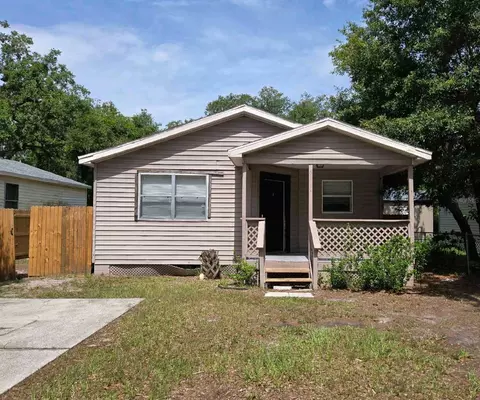 3112 Gordon Ct, Tampa, FL 33619