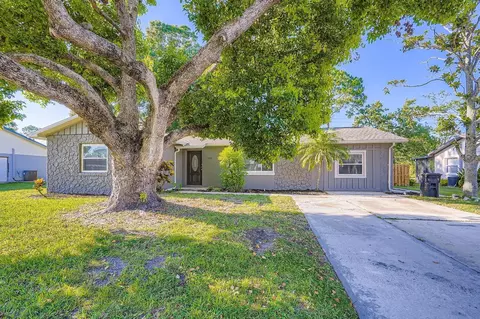 1175 Tracy Dr, Port Orange, FL 32129