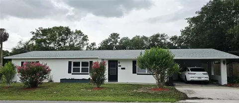 205 Gary St, Tavares, FL 32778