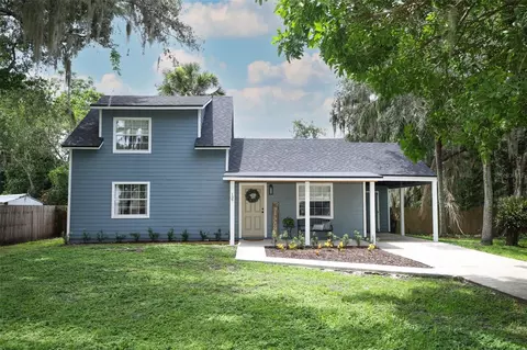 137 Stevens Ave, Chuluota, FL 32766