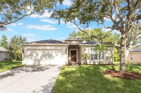 988 Vanderbilt Dr, Eustis, FL 32726