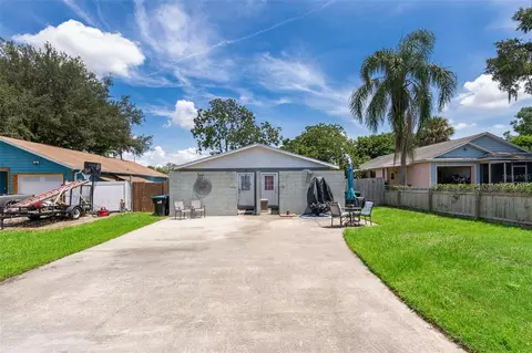 2421 Shannon Rd, Orlando, FL 32806