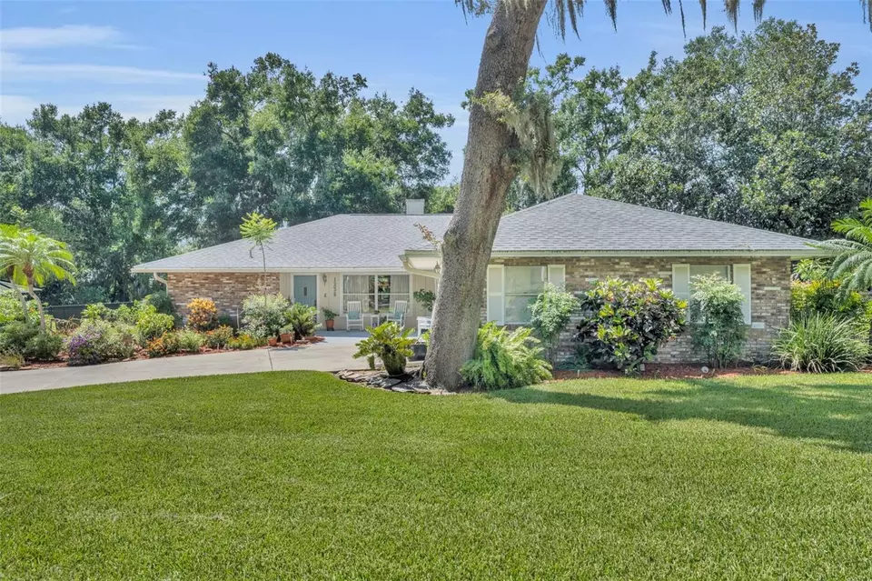 Exterior - 1238 Palmetto Rd, Eustis, FL 32726 photo 2 of 14