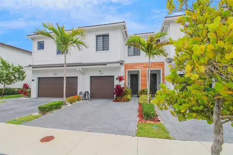 10844 SW 232nd Ter, Homestead, FL 33032