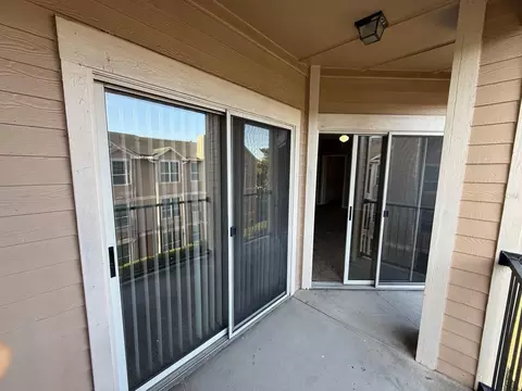 Exterior - 2015 Erving Cir #307, Ocoee, FL 34761 photo 5 of 8