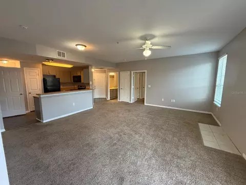 Living - 2015 Erving Cir #307, Ocoee, FL 34761 photo 2 of 7