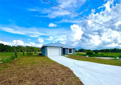 4 Blue Jordan Rd, Frostproof, FL 33843