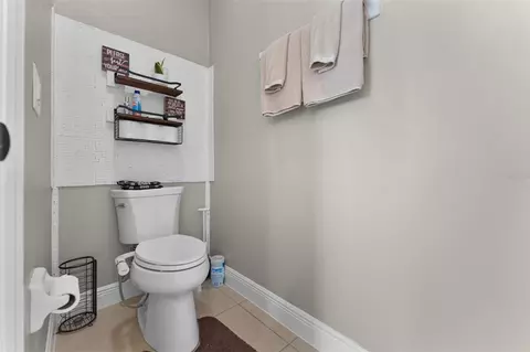 Bath - 4920 Blanche Ct, Saint Cloud, FL 34772 photo 4 of 5