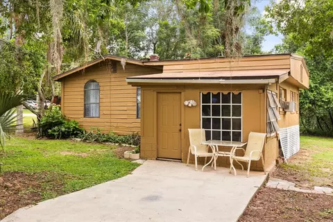 17313 Lakeside Dr, Montverde, FL 34756
