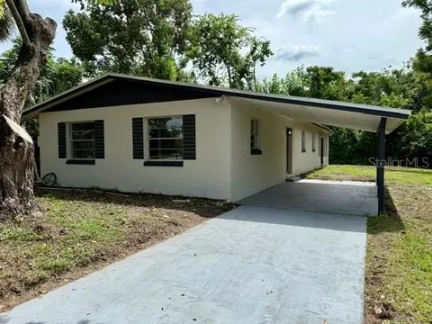 2111 Dixie Ave, Sanford, FL 32771