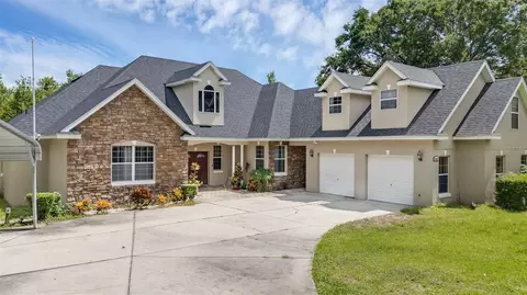 2202 Old Tavares Rd, Leesburg, FL 34748