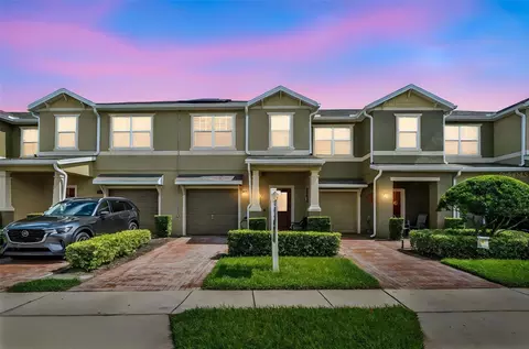 1367 Honey Blossom Dr, Orlando, FL 32824