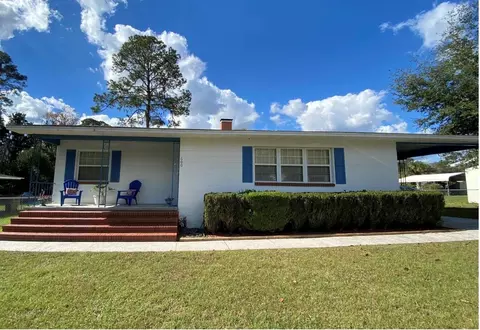 600 NW Holiday Dr, Lake City, FL 32055