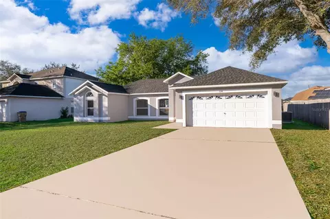 738 Paris Dr, Kissimmee, FL 34759