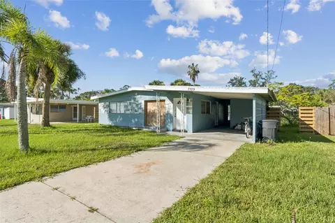 7309 Royal Palm Dr, New Port Richey, FL 34652