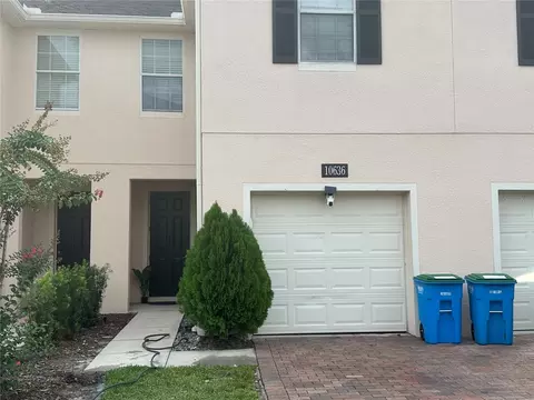 10636 Regent Square Dr #1303, Orlando, FL 32825
