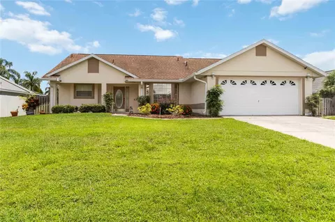 202 Bent Oak Loop, Davenport, FL 33837