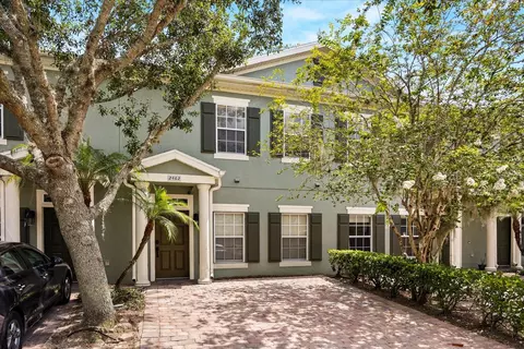 2462 Caravelle Cir, Kissimmee, FL 34746