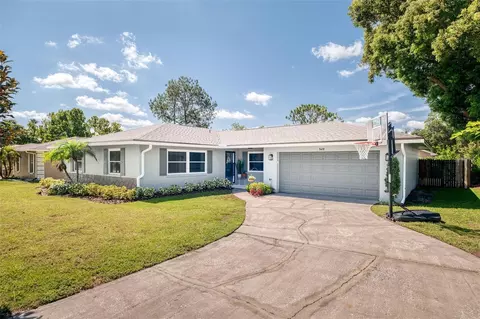8428 Auburn Cir, Orlando, FL 32817