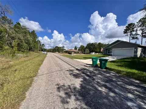 3428 W Cushion Dr, Citrus Springs, FL 34433