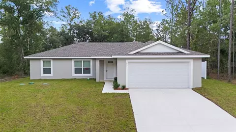 661 E Vercelli Ln, Citrus Springs, FL 34434