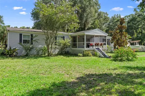 1910 Mullet Lake Park Rd, Geneva, FL 32732