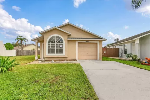 1901 Teaberry Ct, Orlando, FL 32824