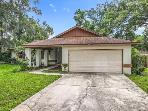 710 E 6th St, Apopka, FL 32703