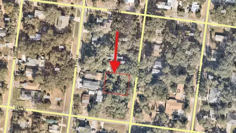323 Division St, Fernandina Beach, FL 32034