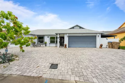 229 Competition Dr, Kissimmee, FL 34743