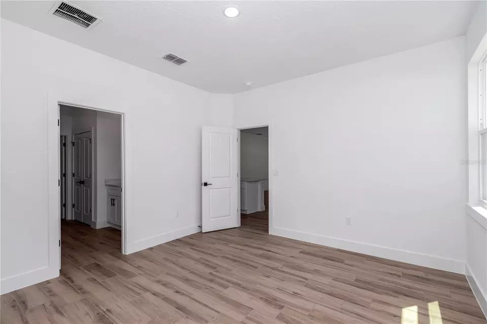 Bedroom - 3207 SW Ivy Pl, Dunnellon, FL 34431 photo 7 of 7