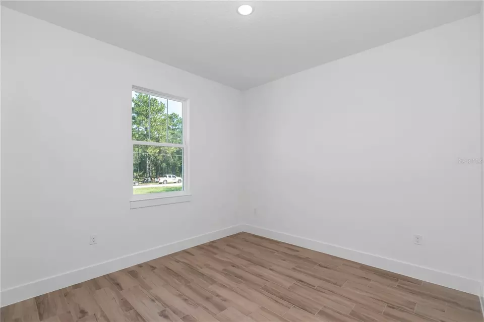 Bedroom - 3207 SW Ivy Pl, Dunnellon, FL 34431 photo 2 of 7
