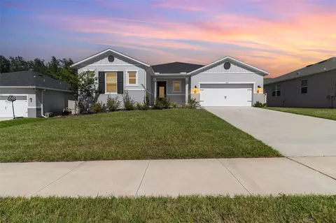 1933 Burgundy Dr, Minneola, FL 34715