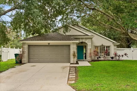 1011 Vassar Dr, Eustis, FL 32726