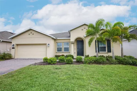 6326 Lakepine St, Saint Cloud, FL 34771 photo 1