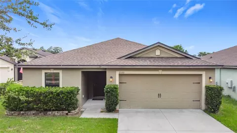 2533 Bracknell Forest Trl, Tavares, FL 32778