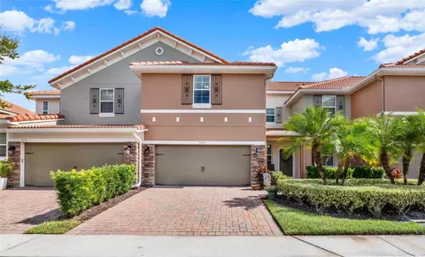 5637 Siracusa Ln, Sanford, FL 32771