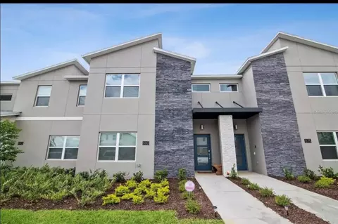 880 Pebble Beach Dr, Davenport, FL 33896