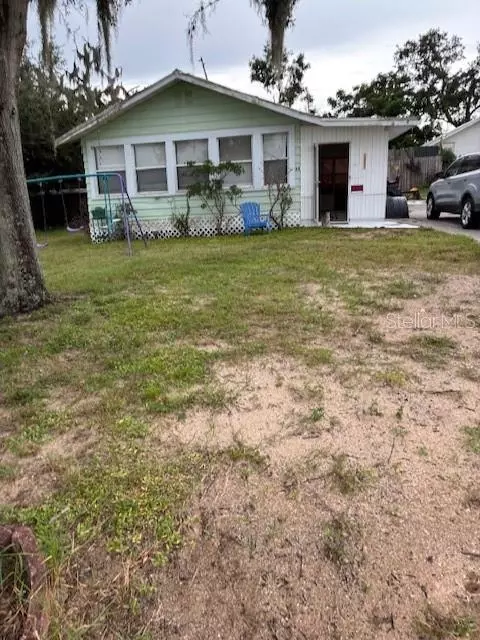 33 W F St, Frostproof, FL 33843